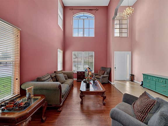 5th image of 13214 SW 28th Street