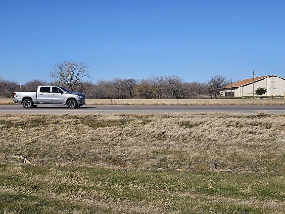 3rd image of 3206 W 820th Loop NW