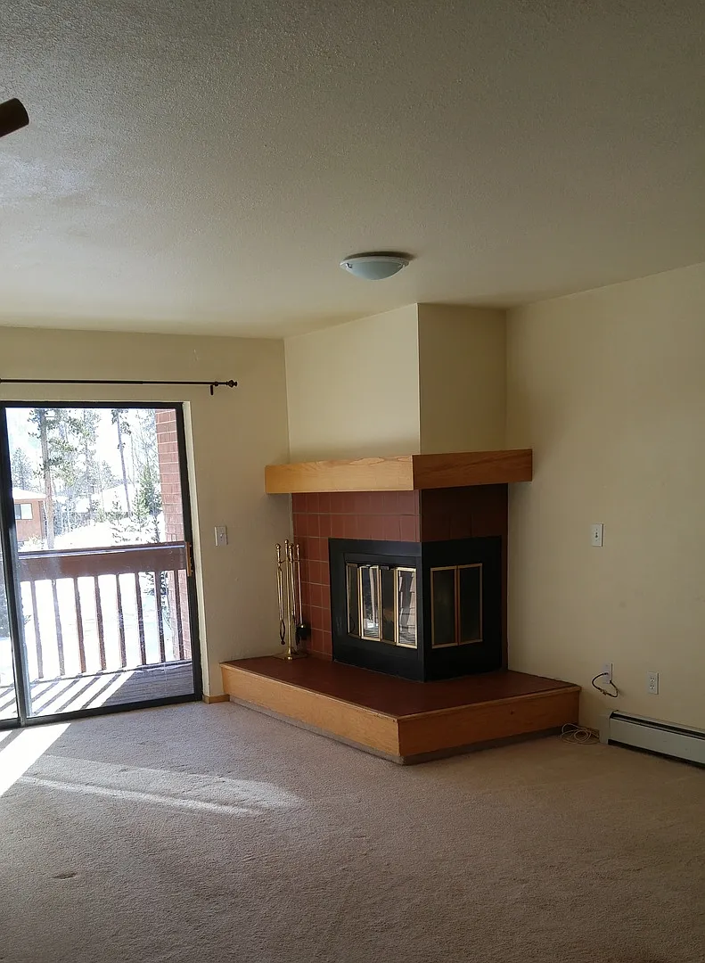 Building Photo - 749 Lagoon Dr #749