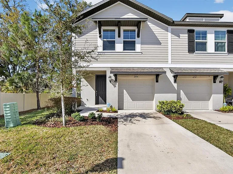 2710 Scarlet Bay Pl — Photo 1