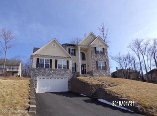 1604 Big Ridge Dr, East Stroudsburg, PA 18302