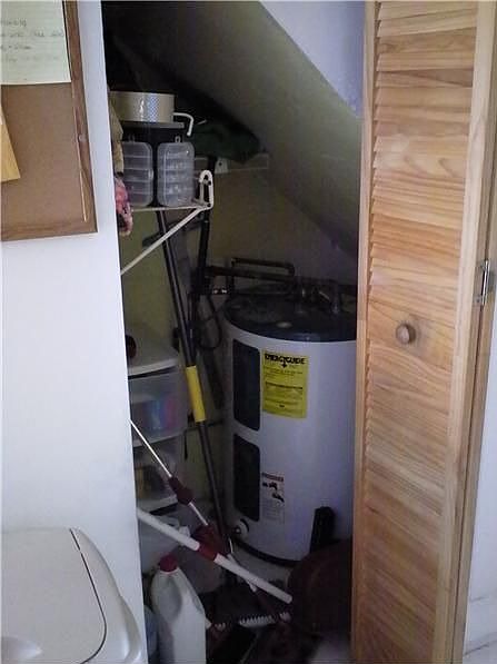 1st image of 5261 SW 40th Ave