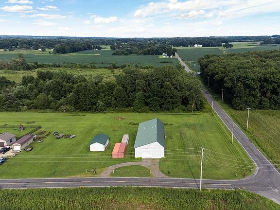 2nd image of 4456 Thorn Rd