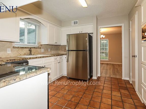 5th image of 5807 Miller Valley Dr