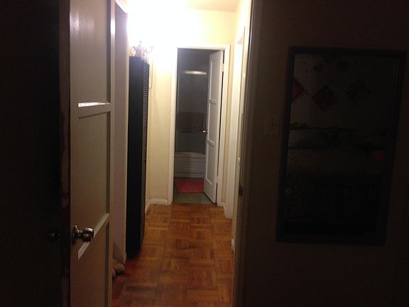 5th image of 3358 52nd St