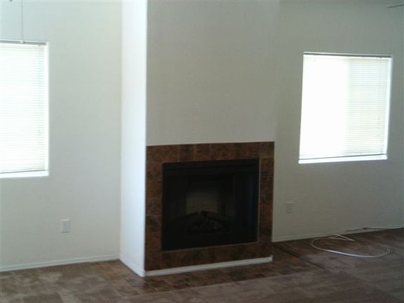 1212 Miller rent ready 1-13-13 (3)_03122013