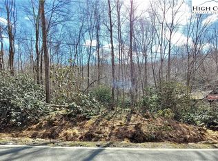 Pinnacle Ridge And Buckeye Ridge Roads, Banner Elk, NC 28604