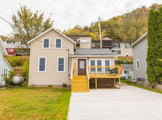 707 N Main St, Alma, WI 54610