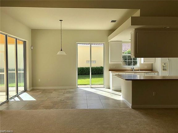 4th image of 7062 Toscana Ct