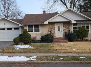 71 Brookfield Rd, Dumont, NJ 07628