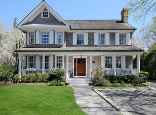 328 Sound Beach Ave, Old Greenwich, CT 06870
