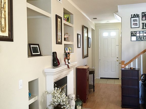 2nd image of 7027 Camellia Ln