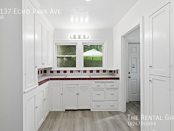 4th image of 1137 Echo Park Ave