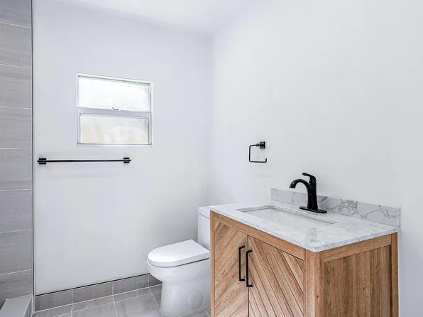 113 3rd Avenue S, Lake Worth Beach, FL 33460