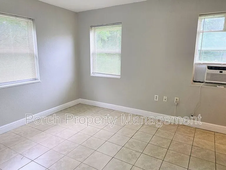 1 Ellis Dr #B — Photo 6