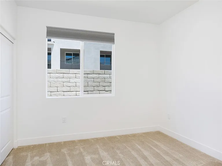 27399 Fox Den Pl — Photo 16