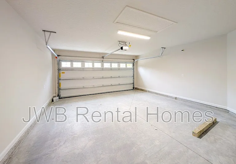 3627 McMillan Ave — Photo 12