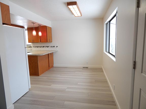 Dining room or home office space