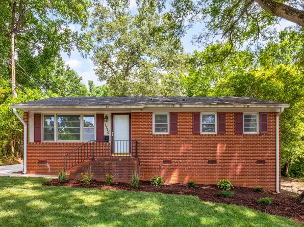 3714 Carlyle Dr, Charlotte, NC 28208