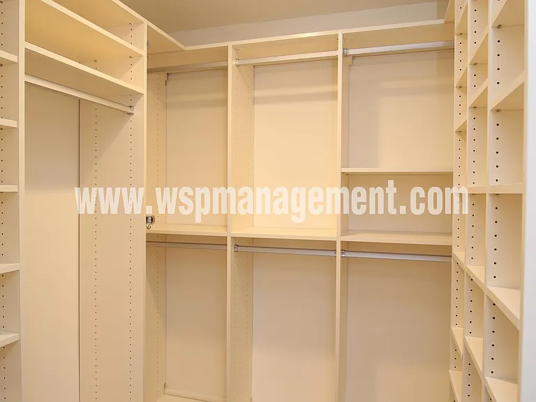 921 Monica Ln — Photo 11