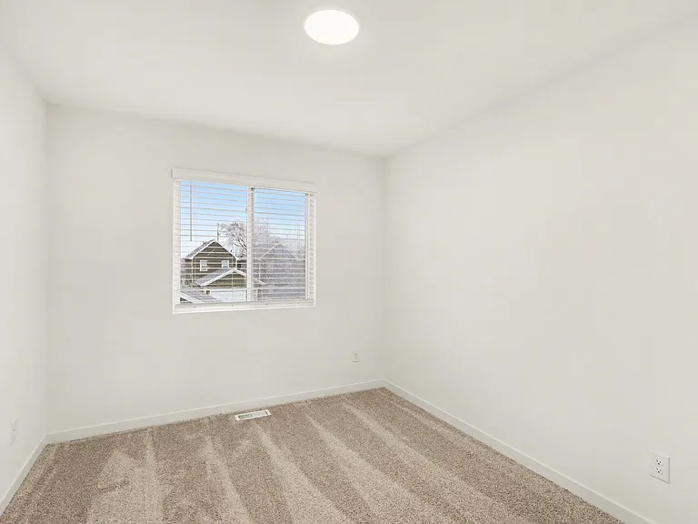 6200 Aurelius Rd — Photo 18