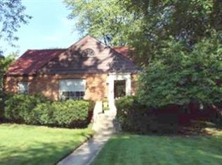 2275 Oakdale St, Highland, IN 46322