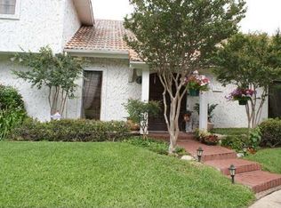 1300 Maykus Ct, Irving, TX 75061