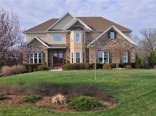 1091 Salem Village Ln, Clemmons, NC 27012