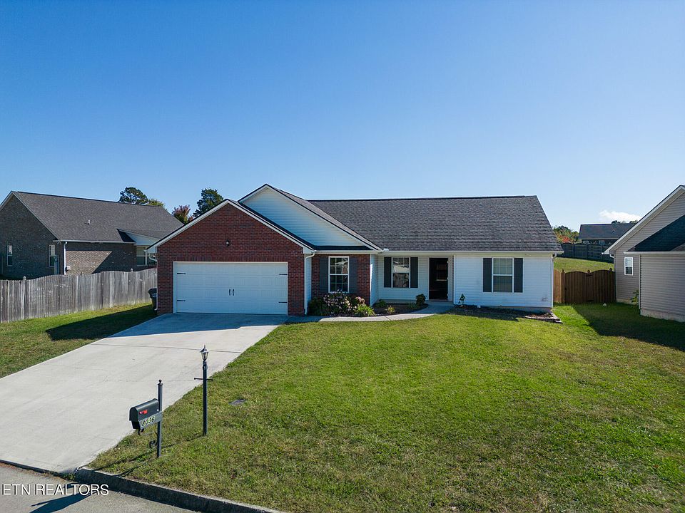 1st image of 8036 Cambridge Reserve Dr