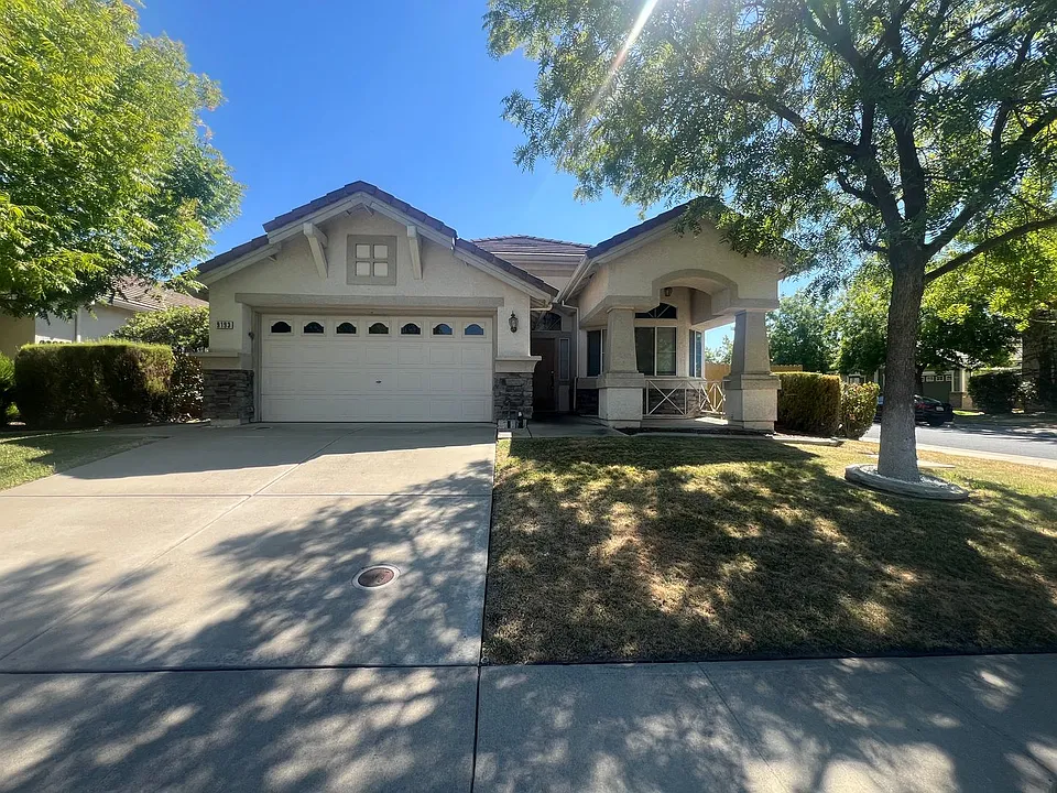 9193 Rizes Way