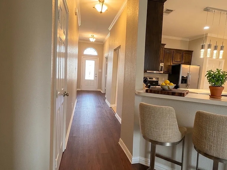 1919 Lennox Ln — Photo 36