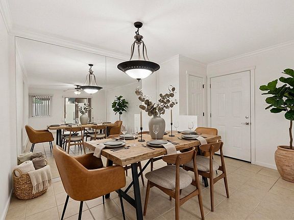 3rd image of 601 W San Mateo Rd APT 27