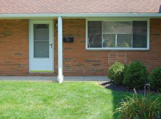 21860 River Oaks Dr #G4, Rocky River, OH 44116