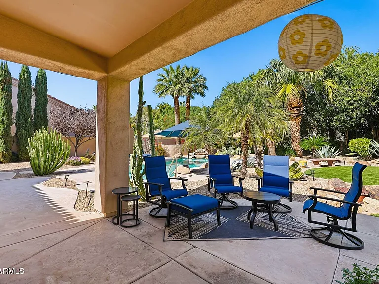 7642 E Hartford Dr — Photo 42