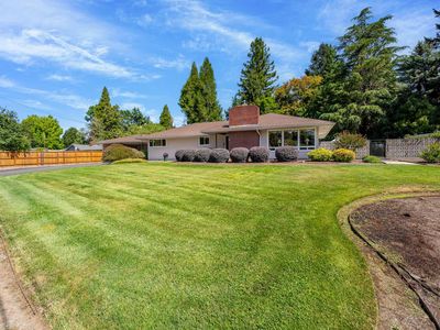1430 SE Rogue Dr, Grants Pass, OR, 97526