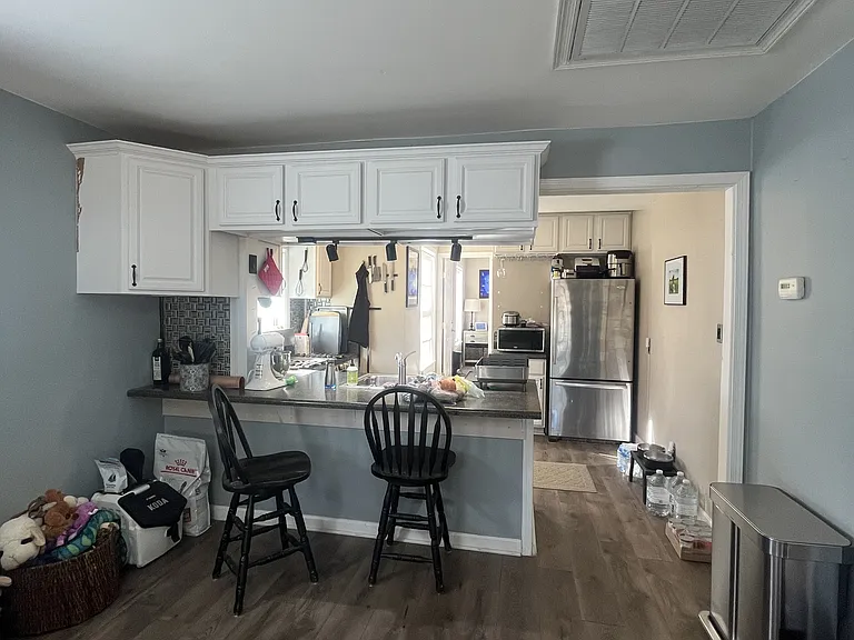 710 Forrest Dr — Photo 6