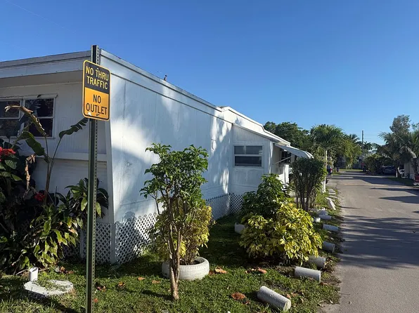 9674 NW 10th Ave Lot C332, Miami, FL 33150