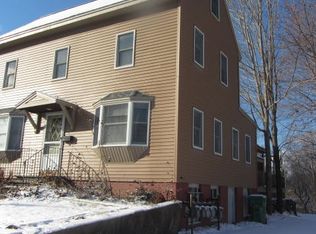 8 Mill St, Rochester, NH 03868