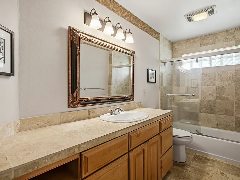 265 E Dove Rd — Photo 33