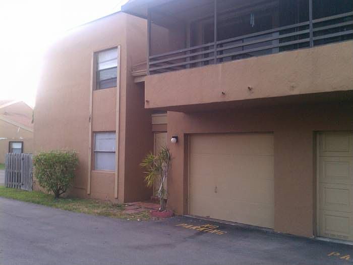 1st image of 8326 N Missionwood Cir