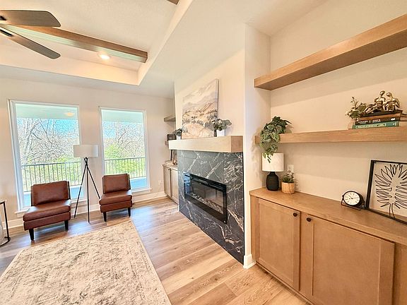 2nd image of 2531 S Clear Creek Cir