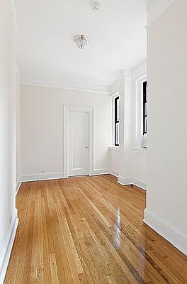 5th image of 260 W 72nd St APT 10B