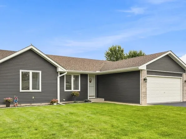 235 Sundance Trl, Capron, IL 61012