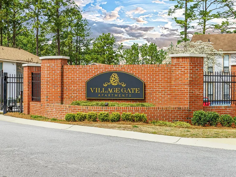 Village Gate Apartments — Photo 20