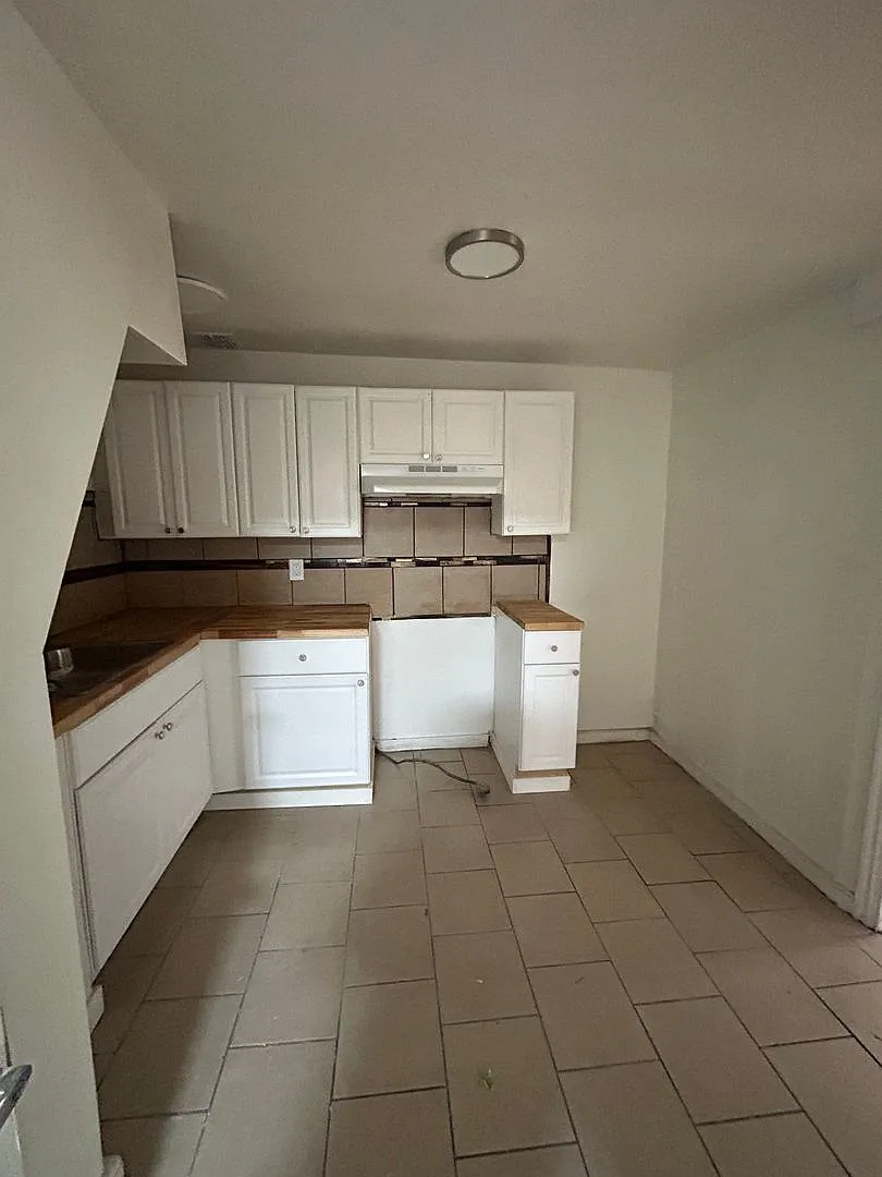 4908 Germantown Ave. — Photo 3