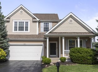 6110 Foxmeadow Dr, Westerville, OH 43081