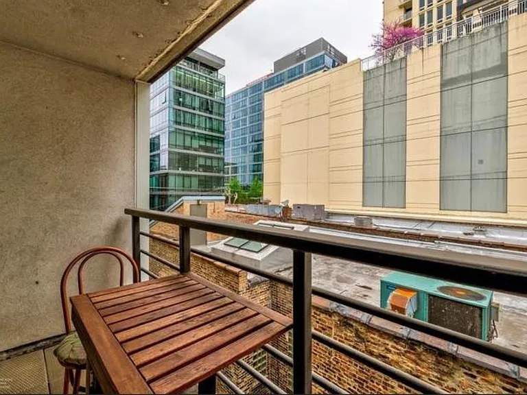 1430 S Michigan Ave #407 — Photo 10