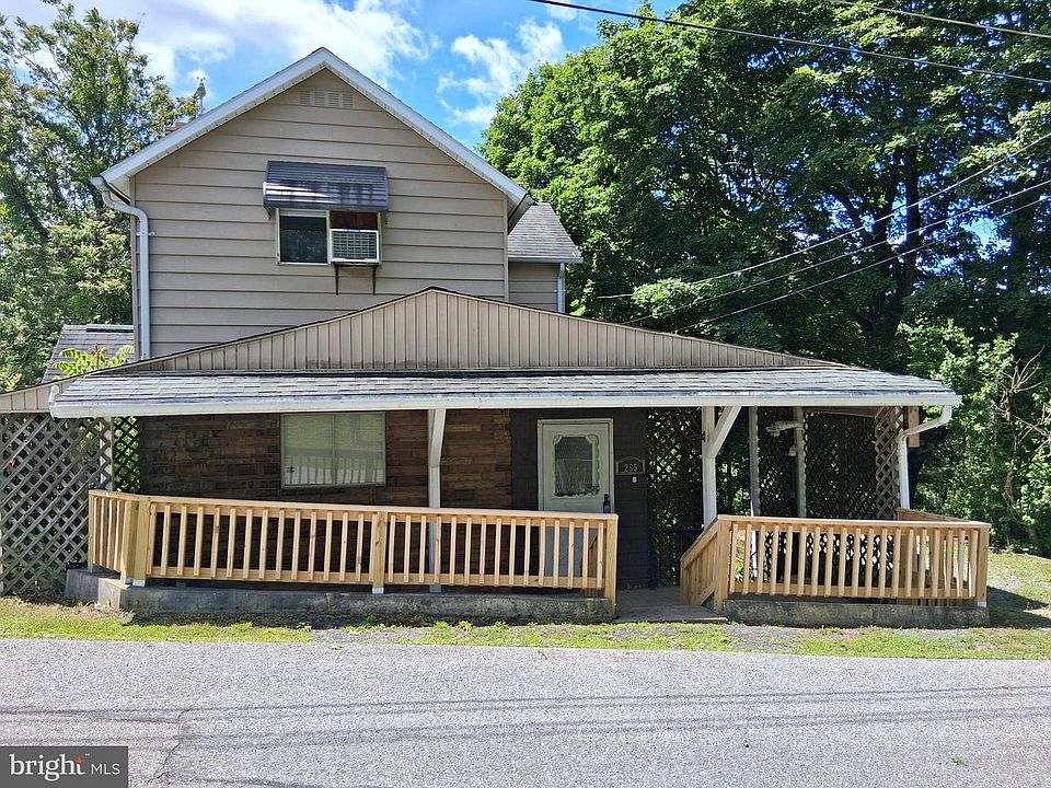 1st image of 265 View St