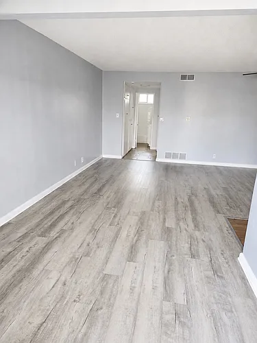 12623 Columbia Way #7 Photo 1