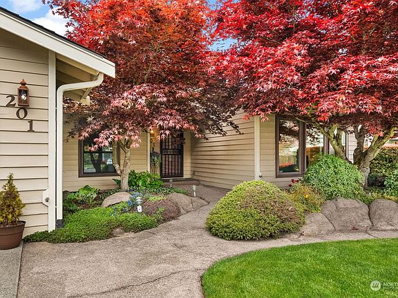 3rd image of 201 McElroy Place